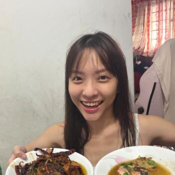Babysitter in Singapore Island: Siew Hui