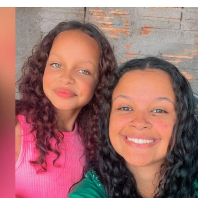 Babysitter in Marília: Helloa