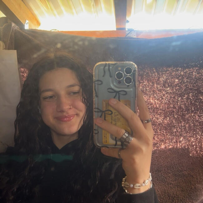 Babysitter in Gold Coast: Sarah