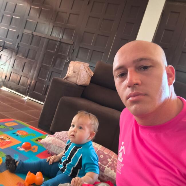 Babysitting job in São Miguel do Oeste: Paulo R.