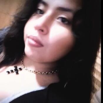Babysitter a Genova: Jasmin yaneisha