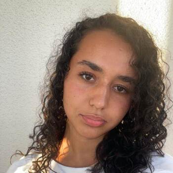 Babysitter in Rosny-sous-Bois: Anais