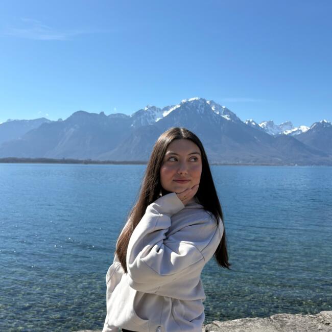 Babysitter in Zermatt: Ariadna