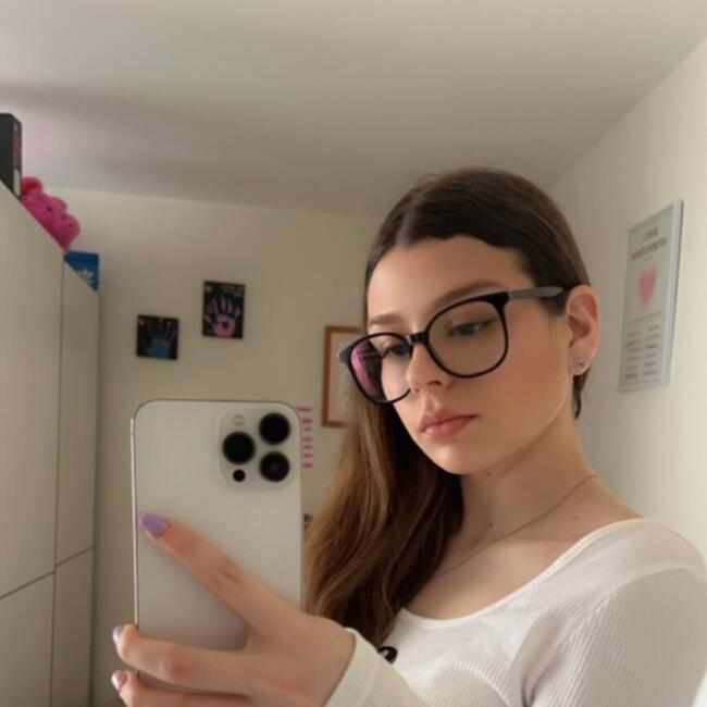 Baby-sitter in Neuchâtel: Melanie