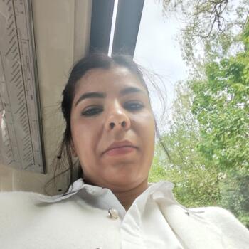 Nanny in Fontenay-sous-Bois: Ayari