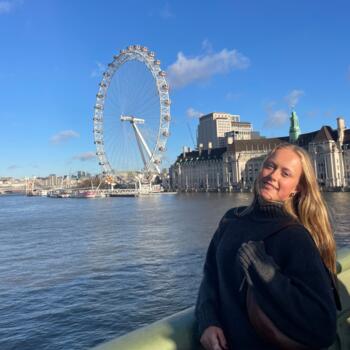 Babysitter Zottegem: Elise