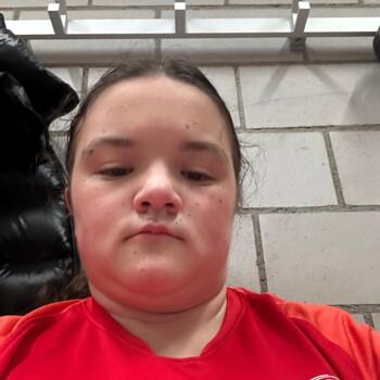 Babysitter in Pfaeffikon: Alishia