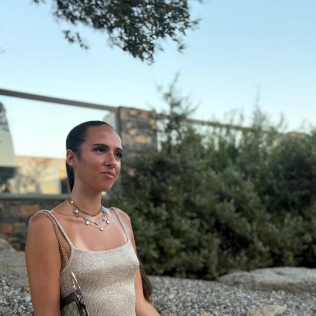 Baby-sitter à Saint-Mard: Emma