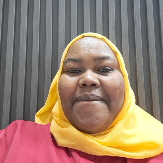 جليسة أطفال في عجمان: Halima