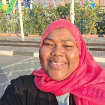 جليسة أطفال في عجمان: Halima