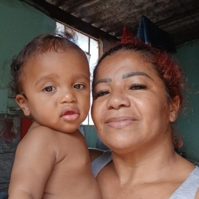 Emprego de babá em Aparecida de Goiânia: Rozana