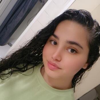 Babysitter in Schoten: Desira