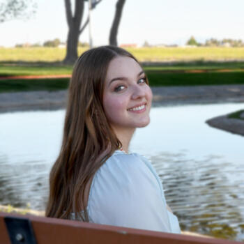 Nanny in St. George: Teyawna