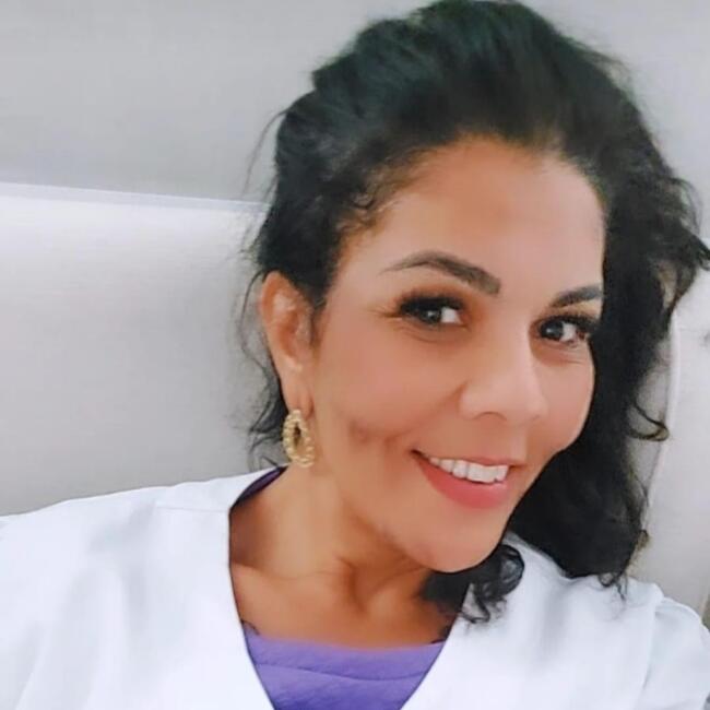 Babysitter in Belo Horizonte: Daniela
