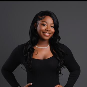 Babysitter in East Hartford: Khaliya