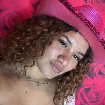 Nanny in Amityville: Nayely