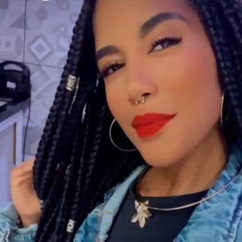 Babysitter in Duque de Caxias: Allana