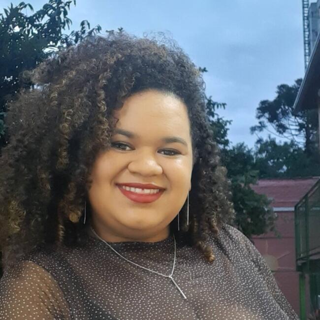 Babá em Guarulhos: Ana Carolina
