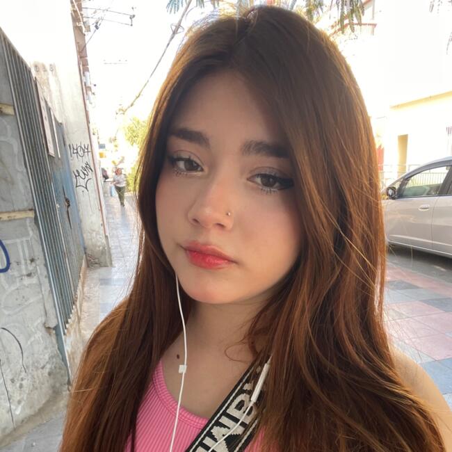 Babysitter in Arica: Isabella