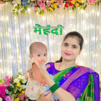 Trabajo para niñera en Hyderabad: trabajo para niñera Riya