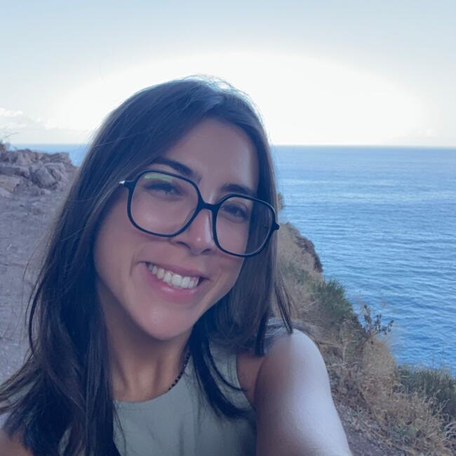 Babysitter in Arbonne: Clémence