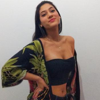 Babysitter Vila Velha: Julia
