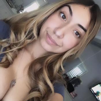Babysitter in Norwalk: Samantha