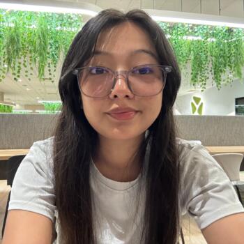 Babysitter in Singapore: Devi