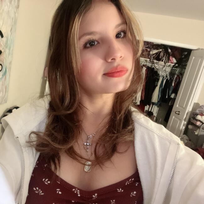 Babysitter in Toronto: Eloise