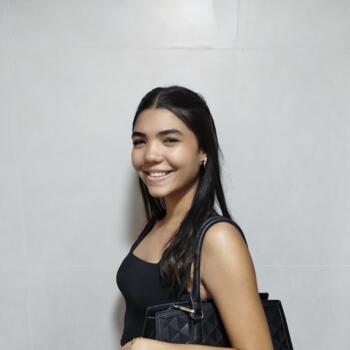 Babysitter in Recife: Blenda