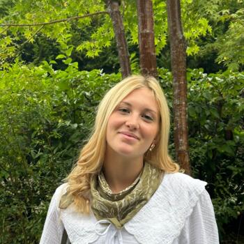 Babysitter in Villaz: Julie