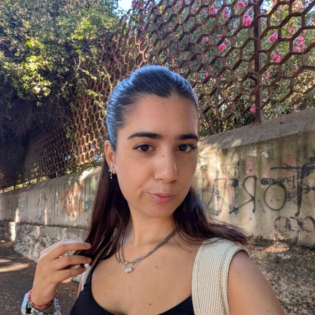 Babysitter in San Gavino Monreale: Ilaria