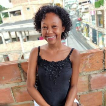 Babysitter in Salvador: Gabriela