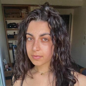 Babysitter Rome: Valentina