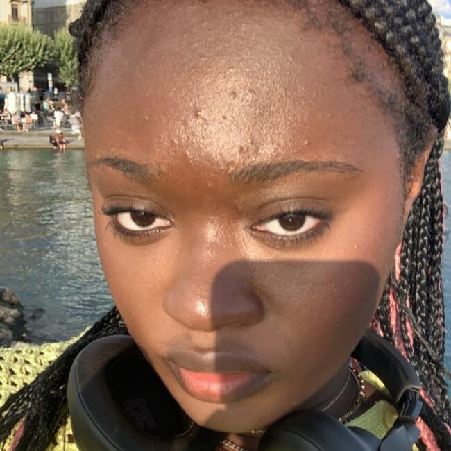 Babysitter in Gières: Anitha