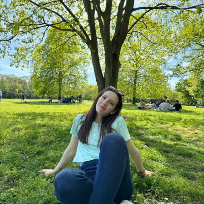 Babysitter in Vitry-sur-Seine: Karima