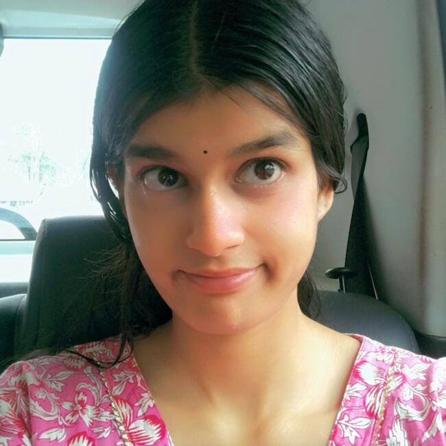 देहरादून में बेबीसिटर: Saloni