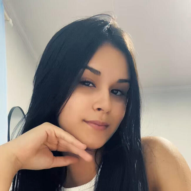 Babá em Goiânia: Taynara