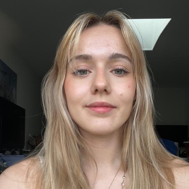 Babysitter in Saint-Priest: Clarisse