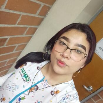 Niñera en Itagüí: Hellen