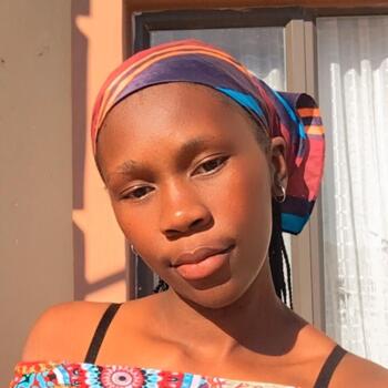 Babysitter in Ntuzuma: Nothando