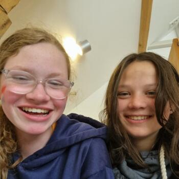 Oppas in Soest: Sophie En Inez