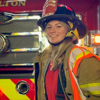 Babysitter in Shelton: Victoria
