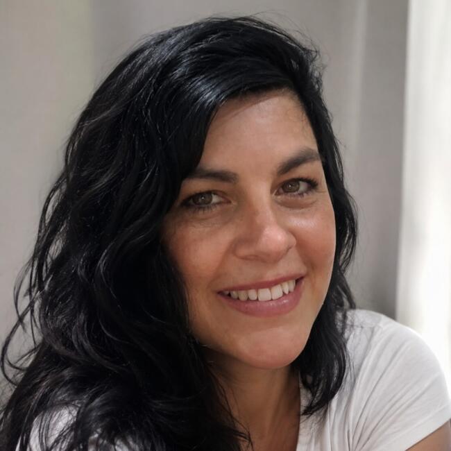 Babysitter in Itapema: Yanina