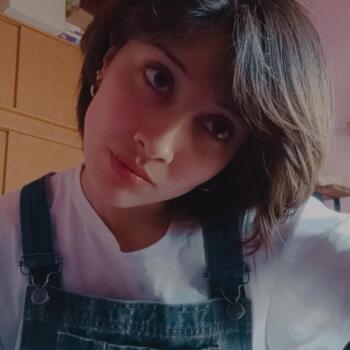 Babysitter in Pilar: Oriana