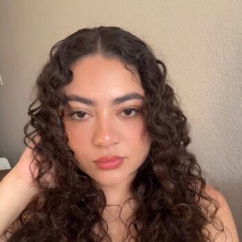 Babysitter Los Angeles: Angely
