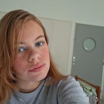 Babysitter in Nogent-sur-Marne: Alicia