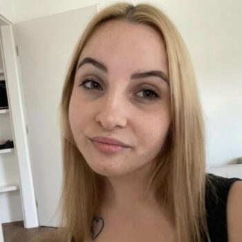 Babysitter in Znojmo: Sara