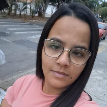 Babysitter in São José dos Campos: Amanda