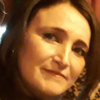 בייביסיטר ב- וילנב-ד'אסק: Hasnia